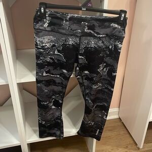 Reebok size medium workout pants